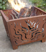 Victoria Dome - Kiegészítők / Dekor / ESSCHERT Rozsdásított fém lángnyelves tűzrakó kosár